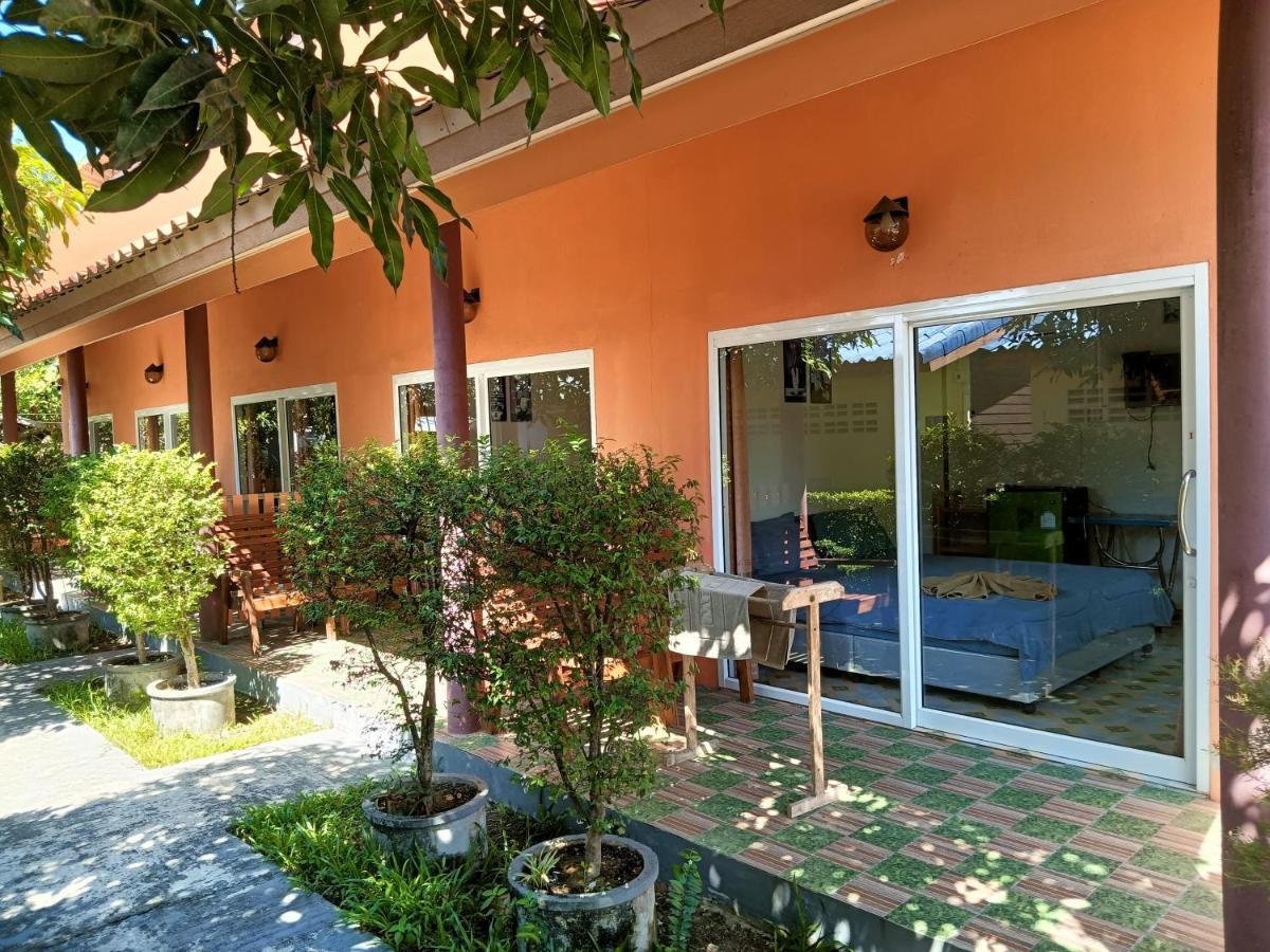 Lucky Bungalows Ko Mook Exterior photo